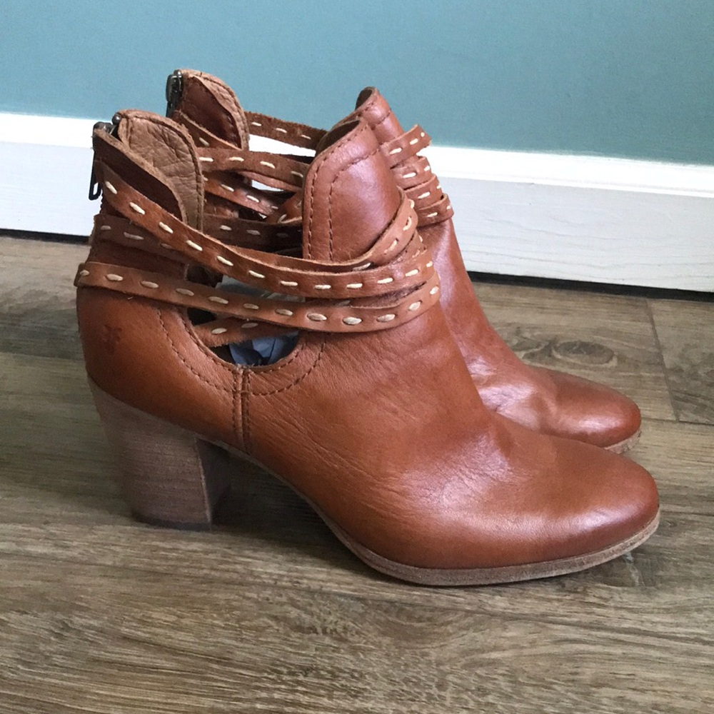Frye Naomi Pickstitch Shooties Boots Whiskey  7.5M  ankle,boho, western, rustic